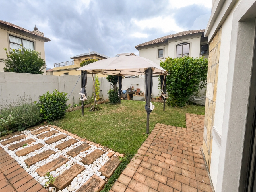 3 Bedroom Property for Sale in Melodie North West